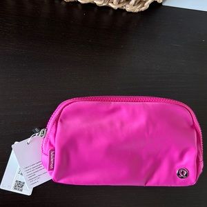 Lululemon Everyday Belt Bag Sonic Pink BNWT